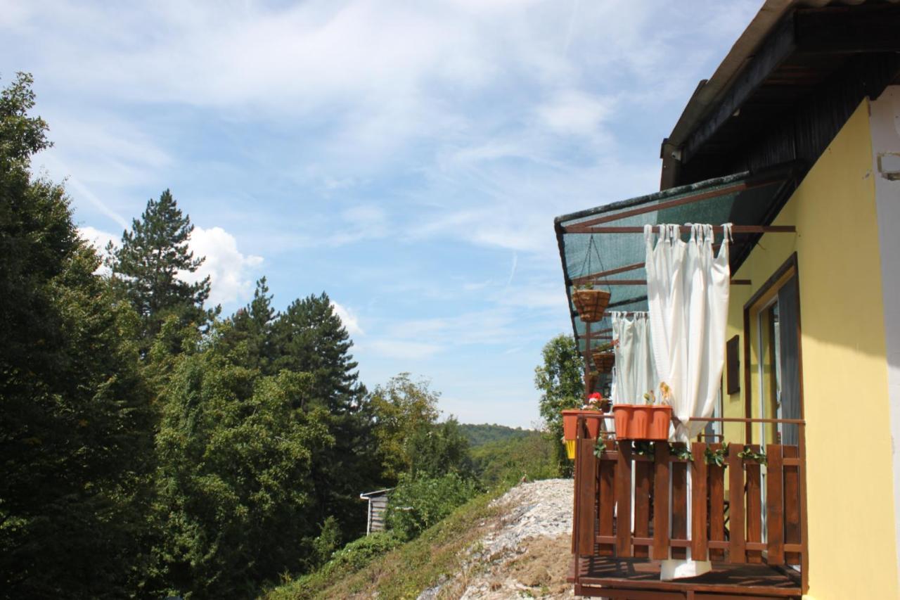 Daskalov Bungalows Chervena Lokva ภายนอก รูปภาพ
