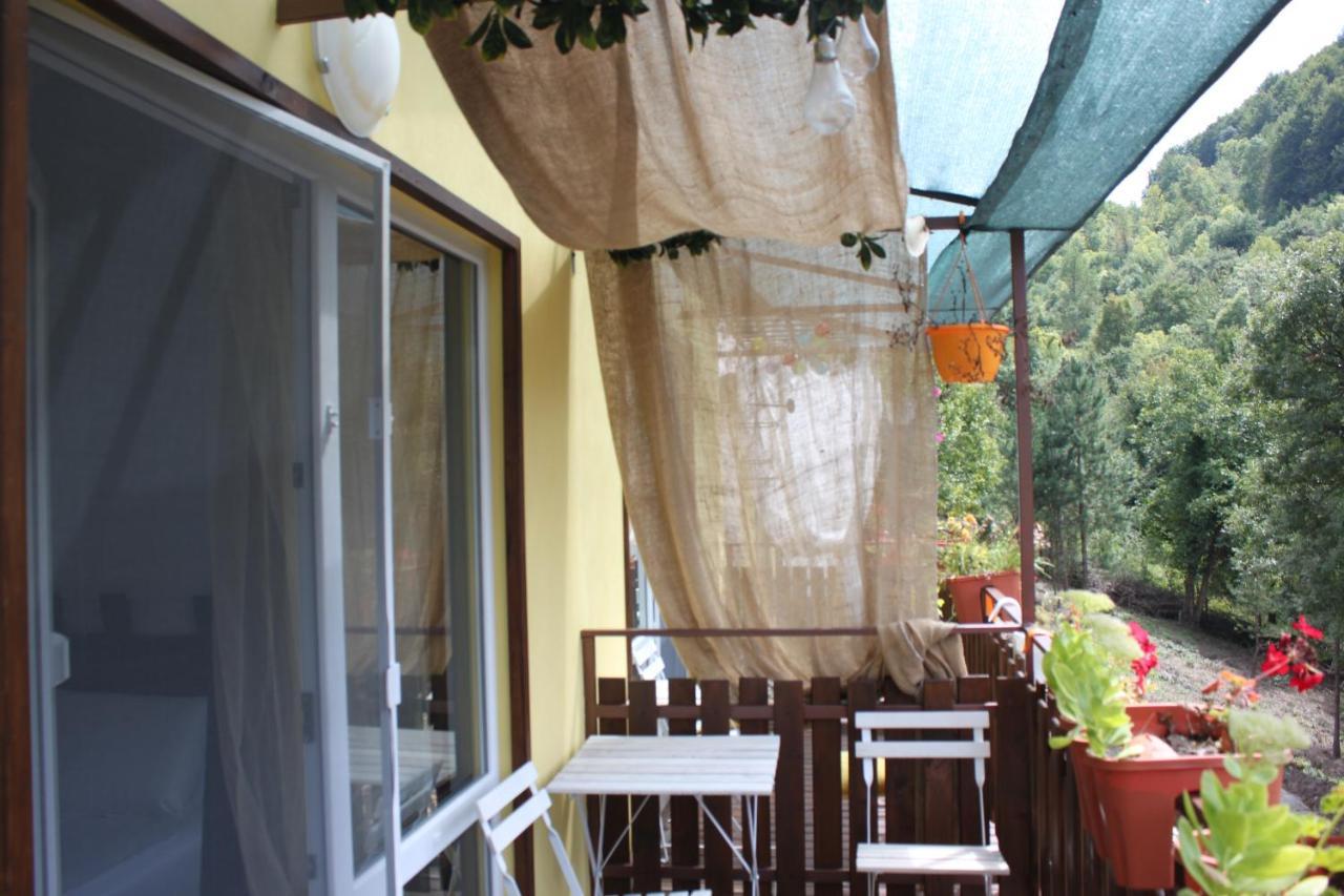 Daskalov Bungalows Chervena Lokva ภายนอก รูปภาพ